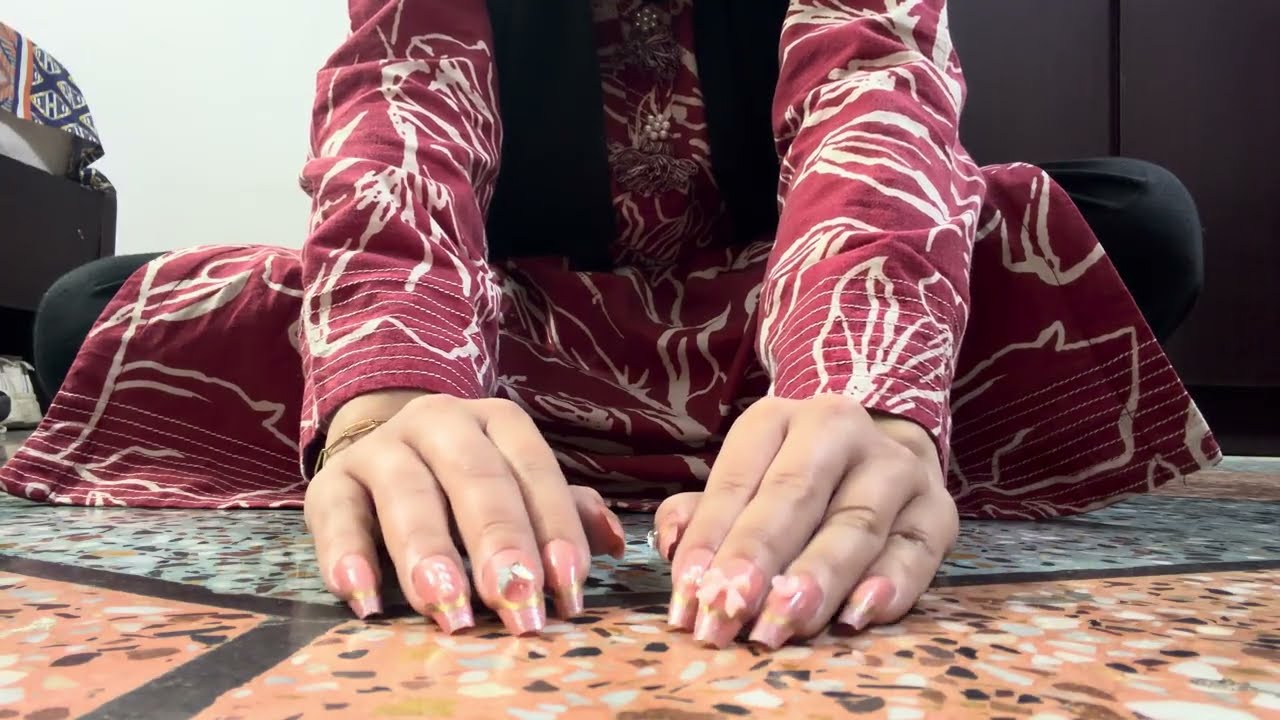 ASMR Most Satisfying Floor Tapping with Long Fake Nails - Creamy Sound Towards Camera and Back