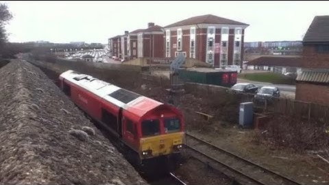 DB Schenker Class 66 66152 Thornaby on BCA and BZA wagons 2 April 2013 (14:30)