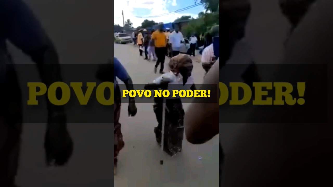 Essa senhora chorou amargamente no funeral do Azagaia. #povonopoder #funeraldeazagaia #moçambique