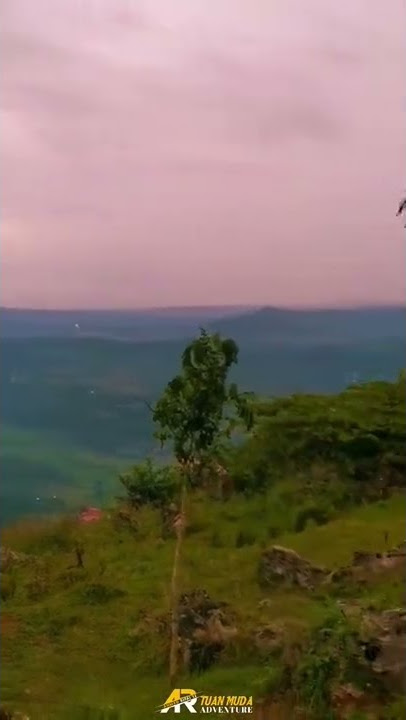Negeri Dongeng Batuan Purba - Menikmati Senja di Stone Garden Citatah Bandung