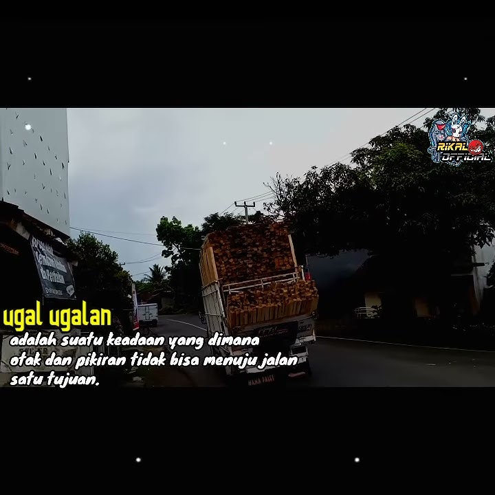 story wa 30 detik||persi truk Angling darma oleng parah😱