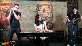 Lucy Schwartz - Paper Plane (KGRL FPA Live Session)