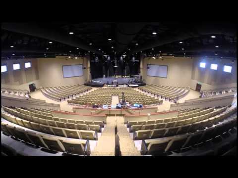 The Singing Christmas Tree Spectacular Construction Timelapse