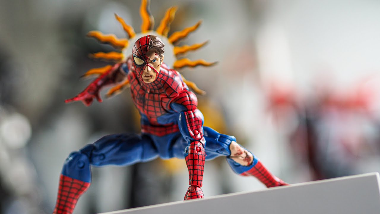 Custom Battle Damage Retro Spider-Man Review and Pose - YouTube