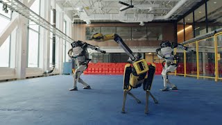 Boston Dynamics' Robots dance to Caramelldansen (full version)