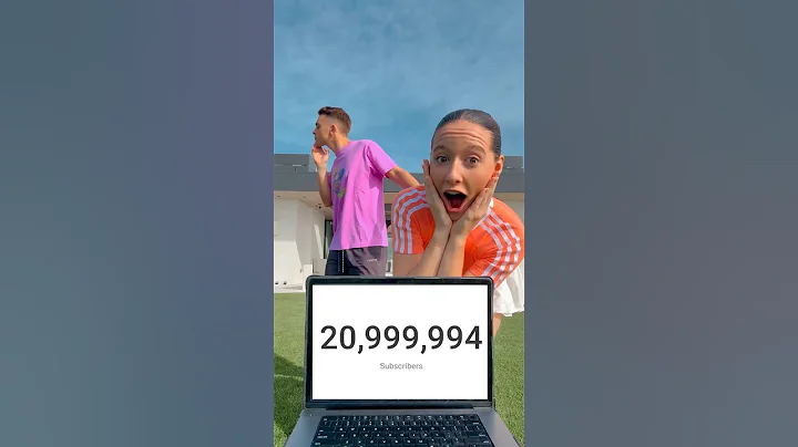 21 MILLION FAMILY MEMBERS! 😱🤭 VIRAL BOA NOITE TIKTOK DANCE! 💕 #shorts #dance