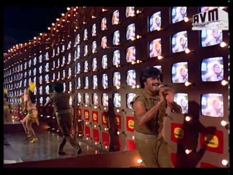 Vachukkava Song - Nallavanukku Nallavan; Starting By Rajinikanth, Radhika, Karthik