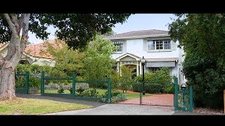 Marshall White: 17 Ferncroft Avenue Malvern East
