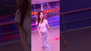 #全抖音最火的轮滑 #shorts #tiktok #douyin #music