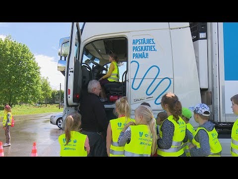 Video: Drošības noteikumi. Nepieciešams pareizi un organizēti atstāt ķīmiskā piesārņojuma zonu