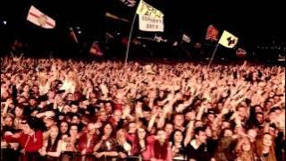 Download lagu Arctic Monkeys - Pretty Visitors [Glastonbury 2013] HD