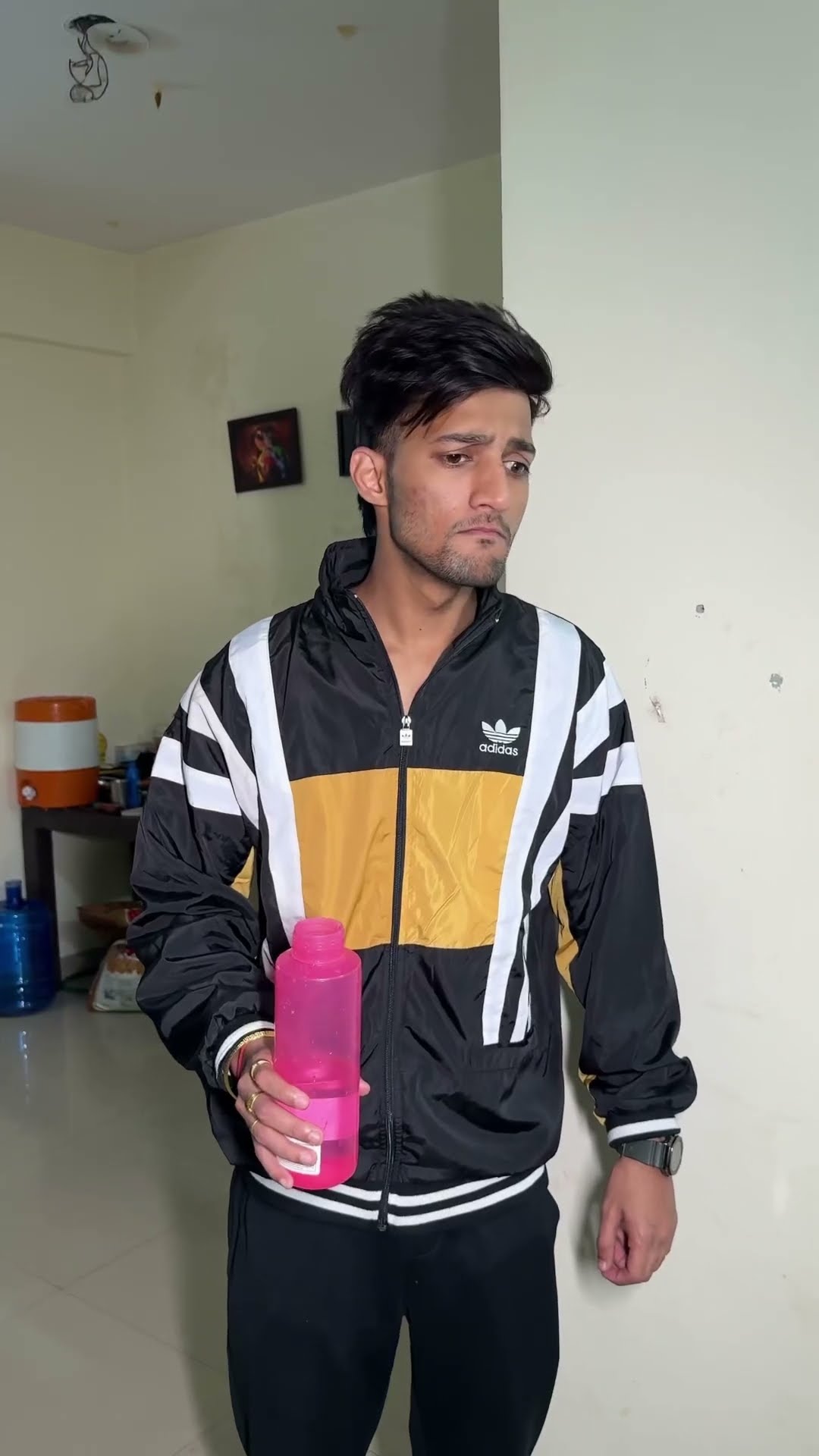 Sonu bhai se daru ki jang ? #bobbyprankster #shorts #funny