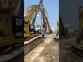 Cận Cảnh Máy Xúc Lắp Búa Tạ Chuẩn Bị Làm Việc #excavator #mayxuc #ningningtv