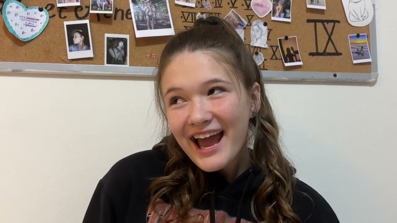 מי זאת - קליפ מגמת תקשורת כדורי