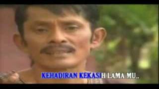 Download lagu TRILOGI CINTA TRILOGI CINTA