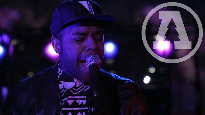 Mobley - Victoria | Audiotree Live