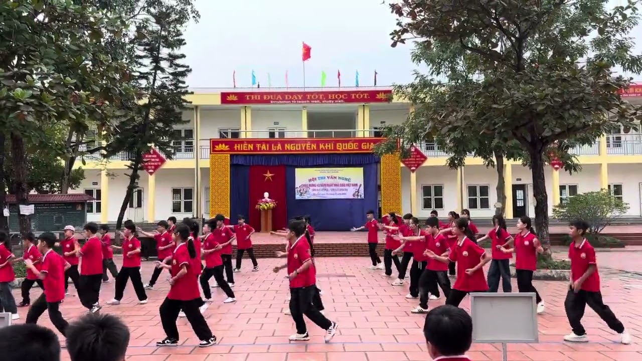 Võ nhạc VOVINAM của lớp 6A