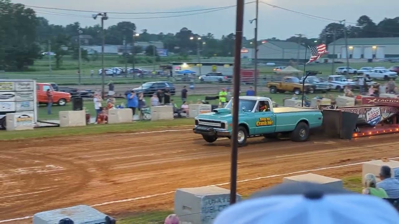 5-25-24 St. Jude's Pull Thayer, MO Yank Me Crank Me