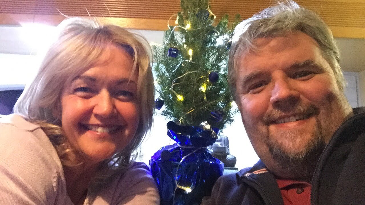 Merry Christmas from Crete – Carl and Jenny Sailing