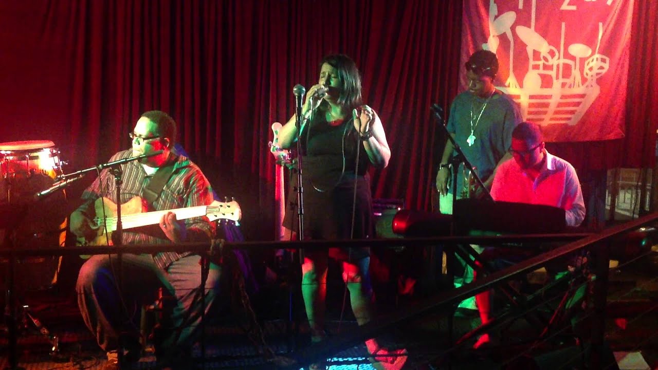 John Benitez Jam session night at Terraza 7... YouTube