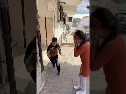 سرق التليفون وانا عم ارقص يافرحه ما كملت هههههههههه