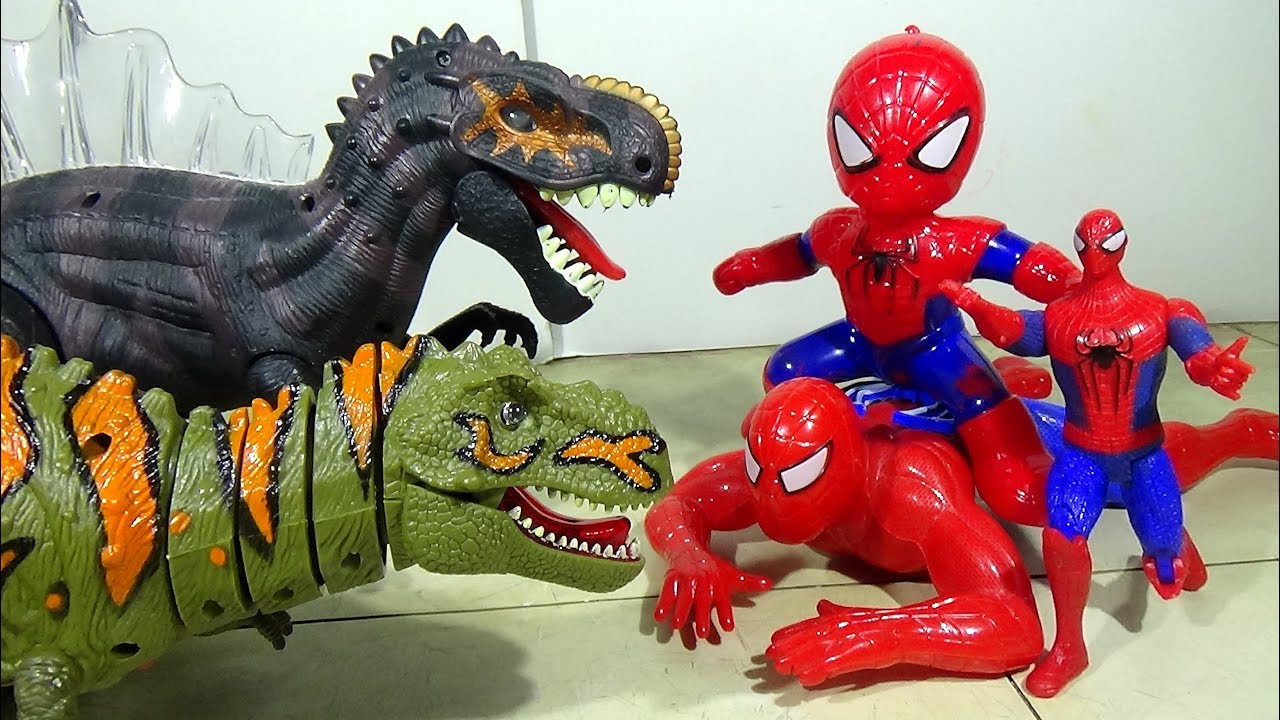 Crawling Spiderman Toy & Two Spiderman Toys VS Dinosaur Toys w