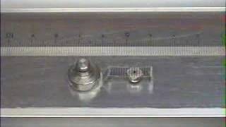 Inchworm microrobot