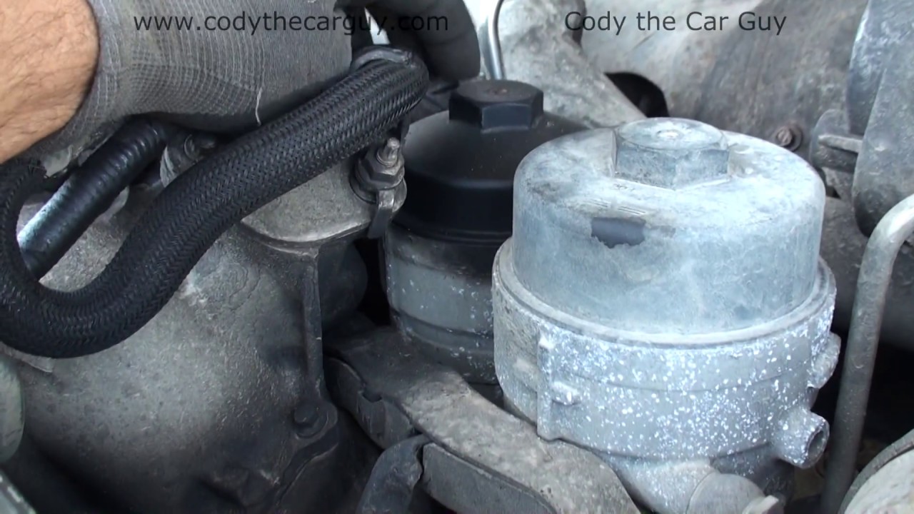 Ford f250 6.4 08-10 filter and fuel drain locations - YouTube
