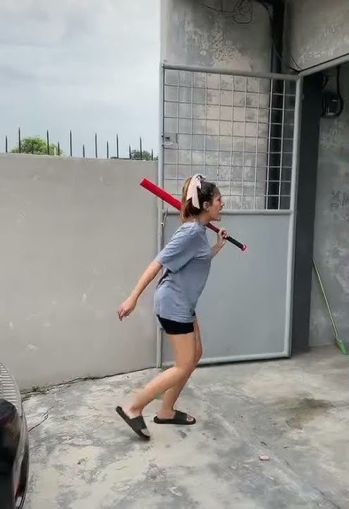 Prank kaca mobil pecah