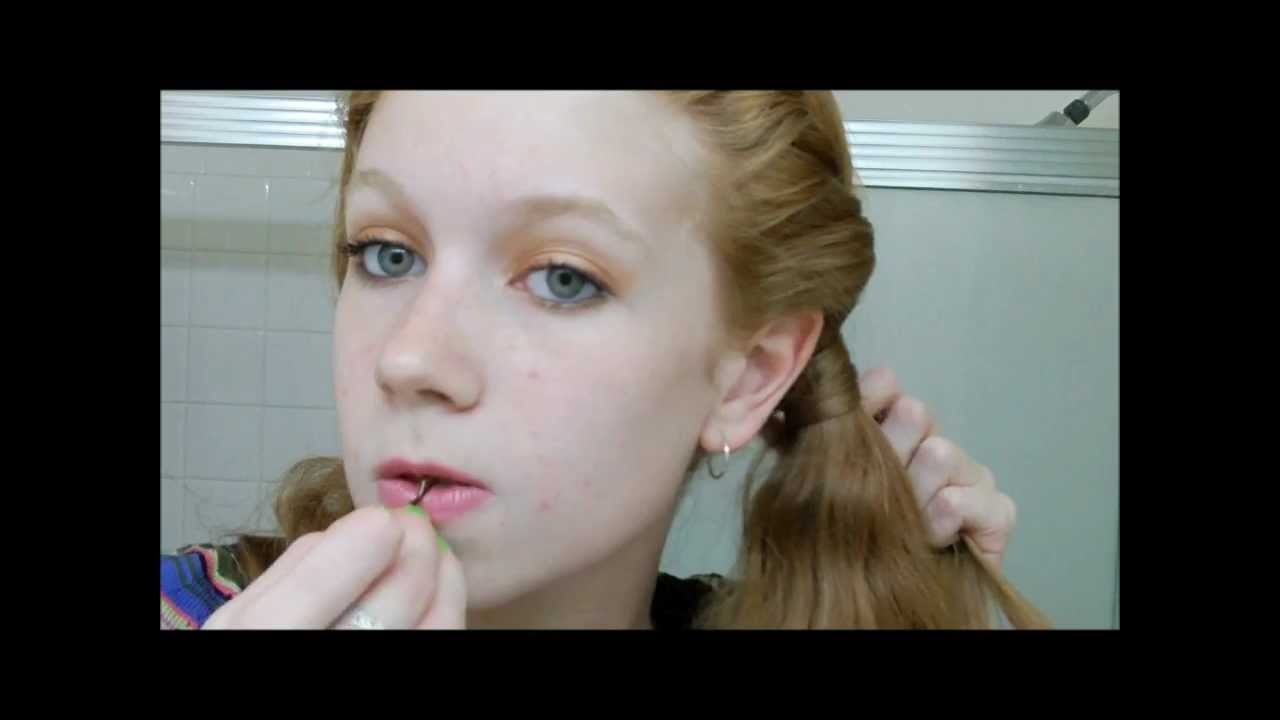 Side twists into pigtails with a twist - YouTube