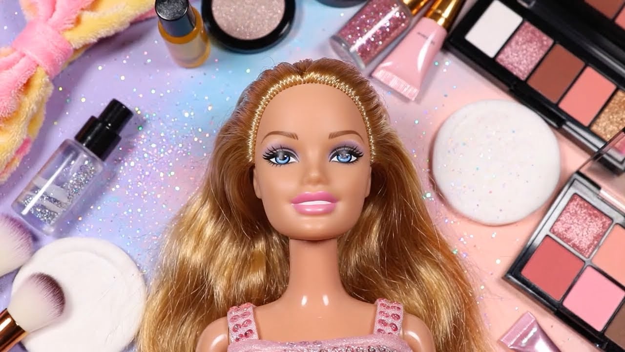 Barbie Makeup Unboxing and Review ASMR | Beauty Set Lipstick Eyeshadow Brush