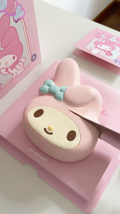 Eat giant sanrio cake with me #asmr #food #icecream #cake #sanrio #satisfying #melody