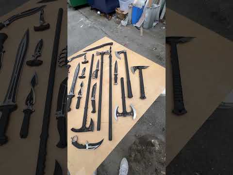 Do You WANT THIS INSANE Black Mega Knife Set? 