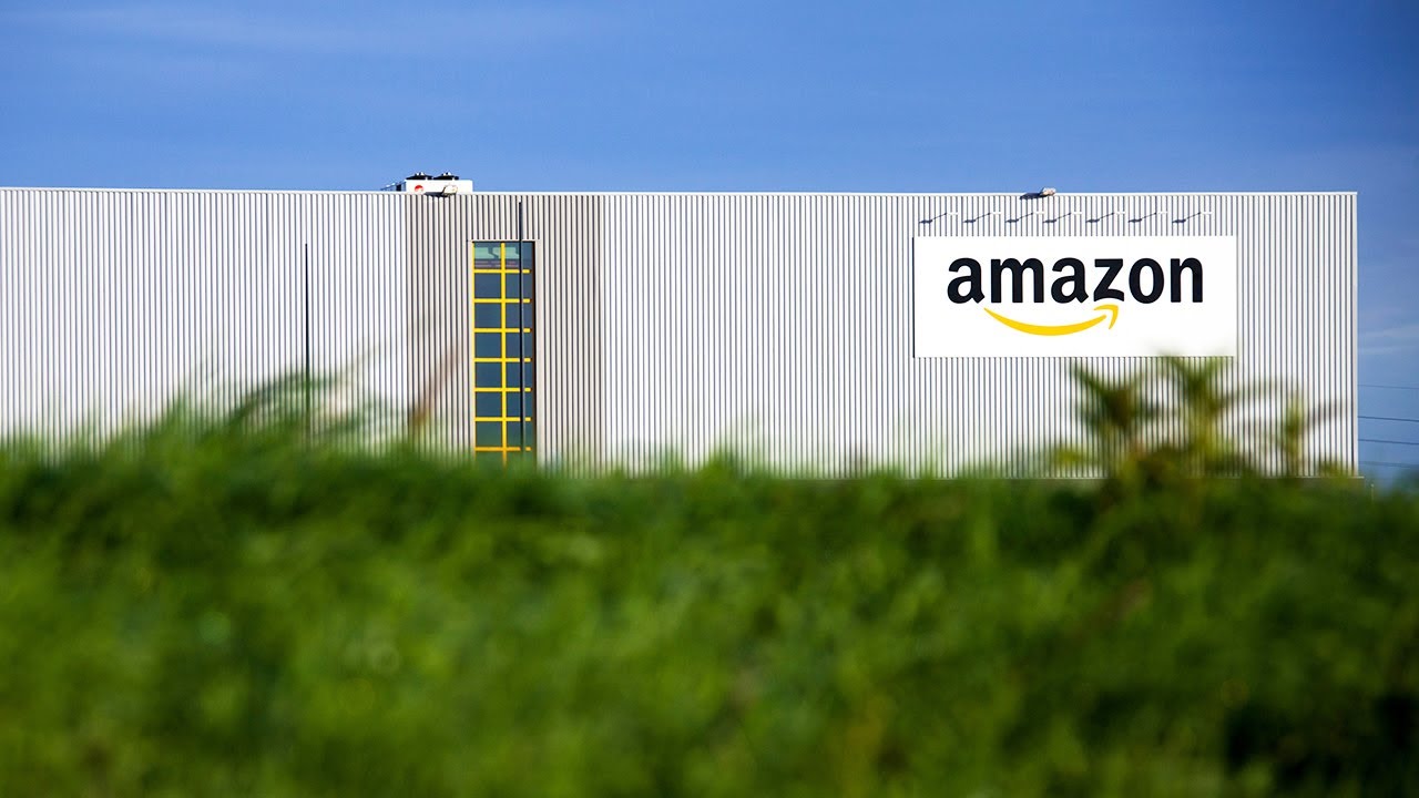 Jim Cramer: Facebook, Amazon, Netflix and Alphabet Aren’t Expensive Stocks, Except for One Jim Cramer: Facebook, Amazon, Netflix and Alphabet Aren’t Expensive Stocks, Except for One