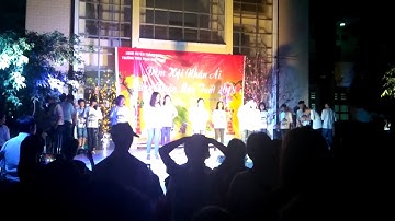 「FLASHMOB 81-THCS PHAN CHU TRINH」 Nhảy Mashup Lạc Trôi-Bố Ơi Mình Đi Đâu Thế-...-「ĐÊM HỘI NHÂN ÁI 」