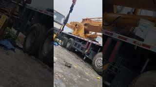 mobile crane