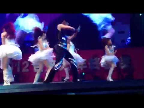 2012台灣大哥大尾牙表演