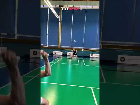 #Badminton izlemek için