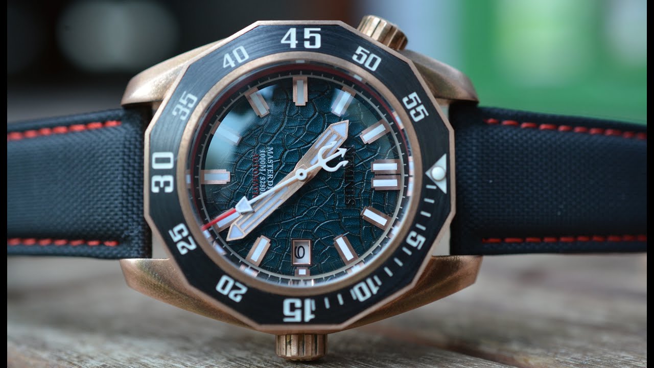 Обзор часов Neminus Master Diver 1000 с механизмом Seiko SII NH35A на ремне.