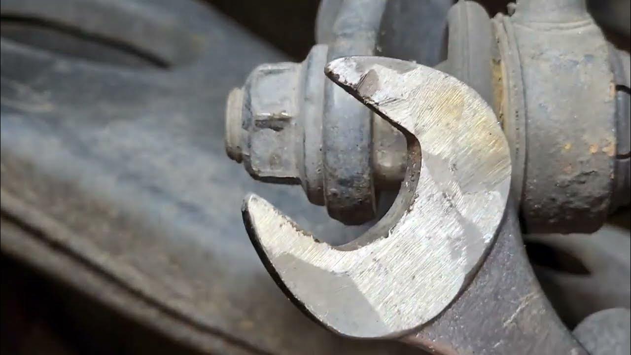 Replace Sway Bar Link Hyundai Sonata ( Watch Till End For Tip) - YouTube