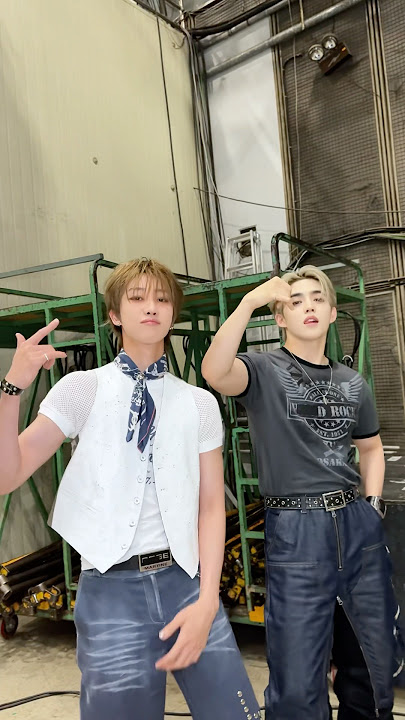 #THUNDER ⚡️ with  #에스쿱스 #SCOUPS #디에잇 #THE8 #SEVENTEEN #세븐틴 #HAPPY_BURSTDAY #SVT_THUNDER