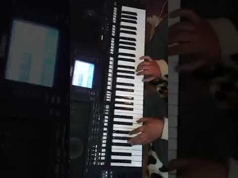 عزف رائع للعزف احمد خليل 