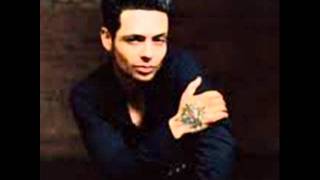 Video thumbnail of "Robi Draco Rosa en maggie´s dream: "one in six""