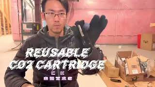Refillable 12g CO2 cartridge in airgun