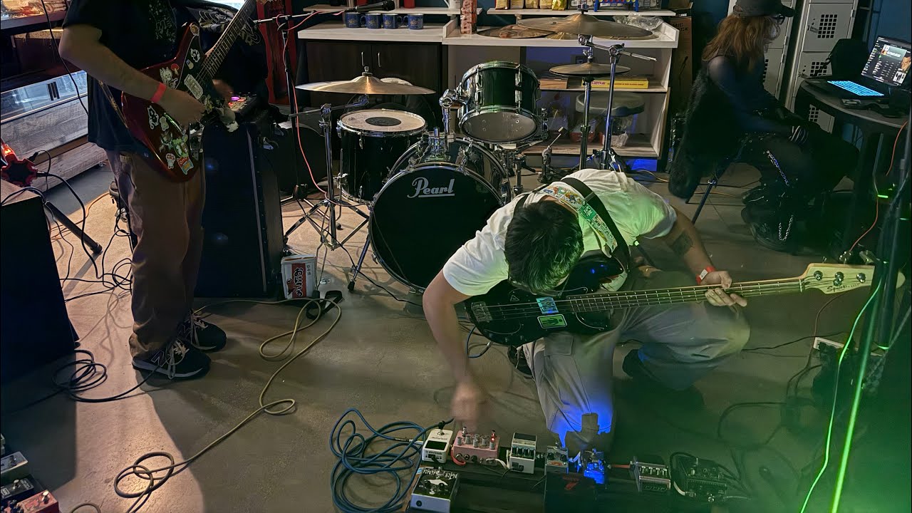 MACHINE DEATH (Live at Brew It Coffee House, 12/28/24) [FULL SET] - YouTube