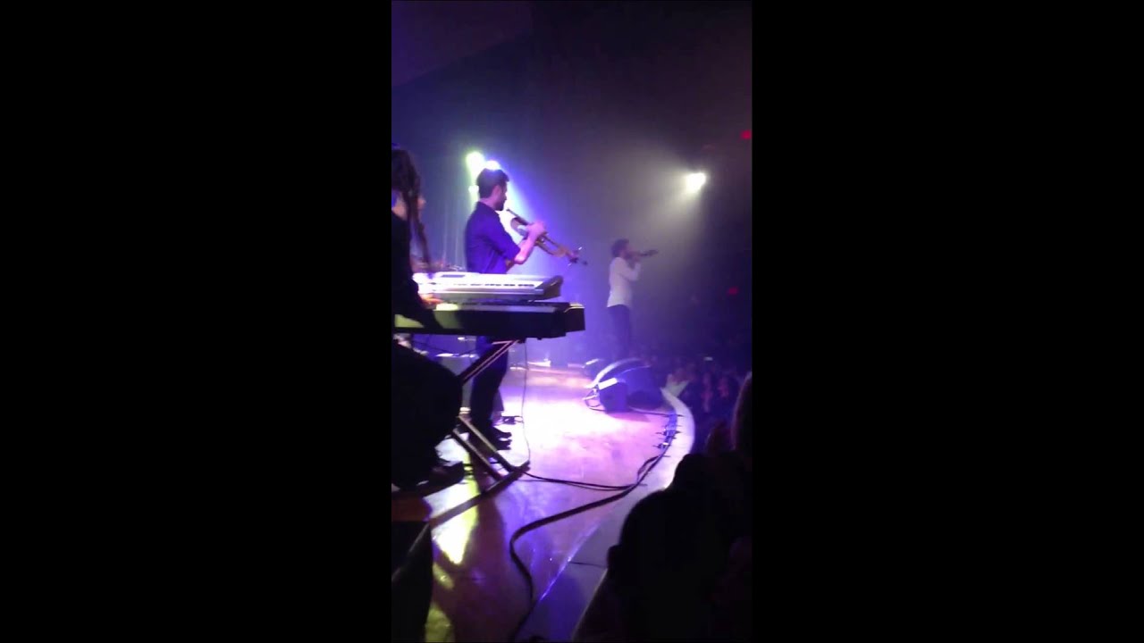 在 YouTube 上观看 Idan raichel - rov hashaot live in NYC 01.13.2013 在 YouTube 上观看 Idan raichel - rov hashaot live in NYC 01.13.2013