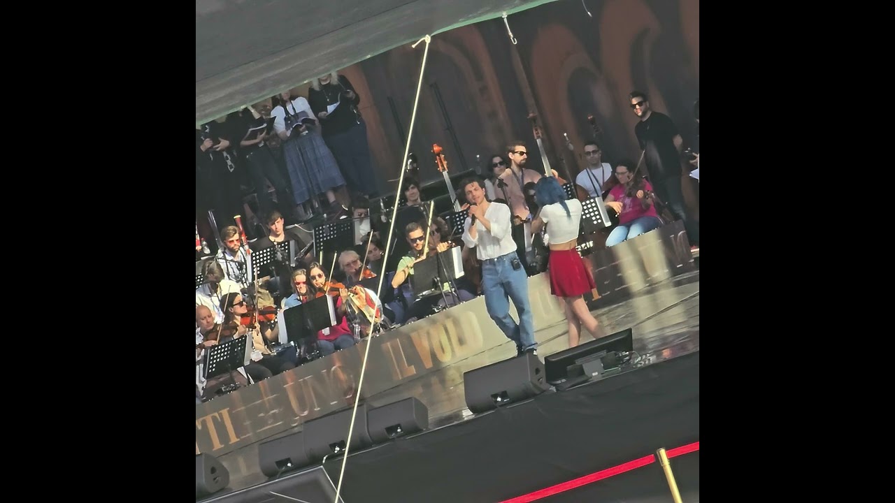 Gianluca Ginoble, Il Volo, Sign of the times