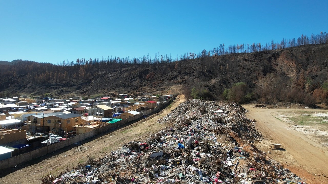 Amenaza sanitaria por montaña de escombros en Lirquén