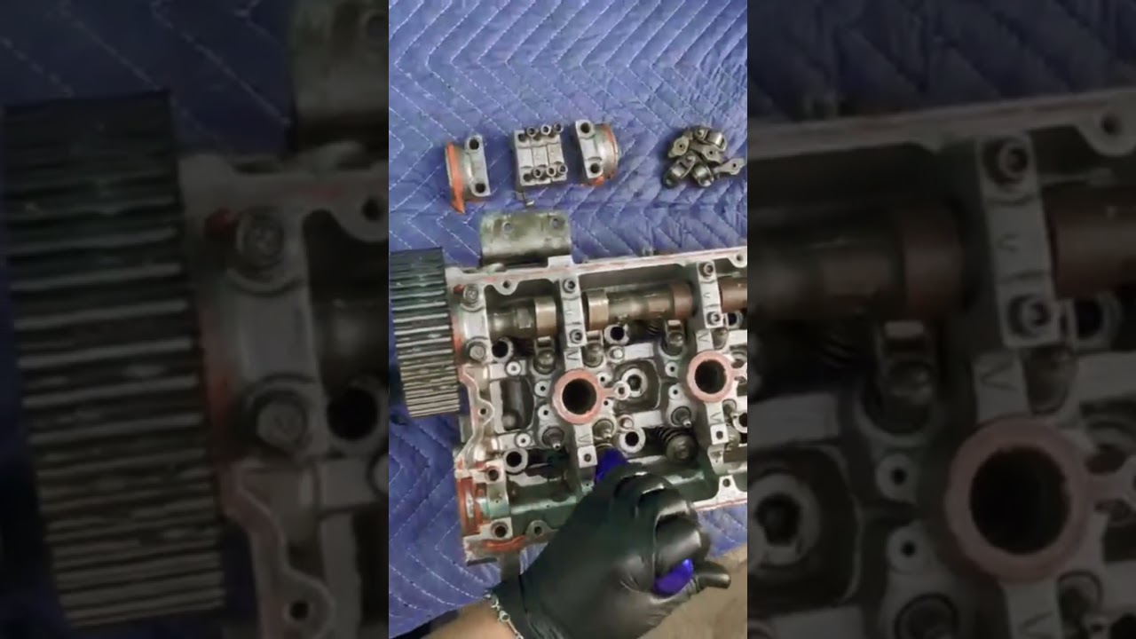 Cleaning 🧹 up the VR4 heads for 700hp block....