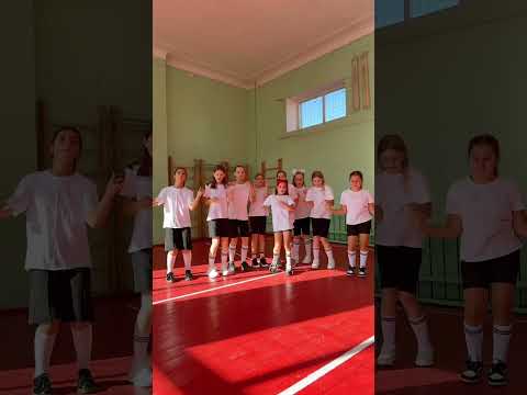 На съемках нового клипа❤️1 сентября премьера❗️Смотри клип⬆️ #shorts #юмор #ladymilana